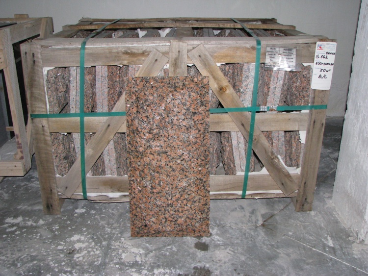 Плитка гранітна G562 600x300x20 Скала