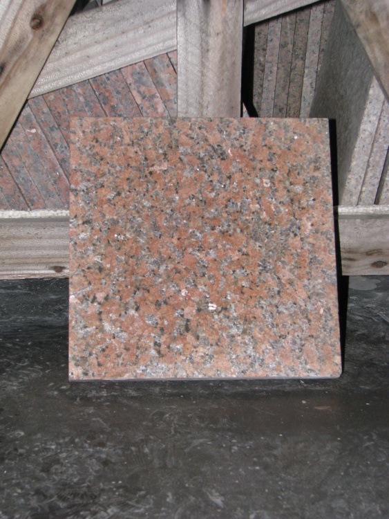 Плитка гранитная G562 Marple Red 300х300х30 ММ ТЕРМО