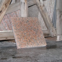 Плитка гранитная G562 Marple Red 300х300х30 ММ ТЕРМО