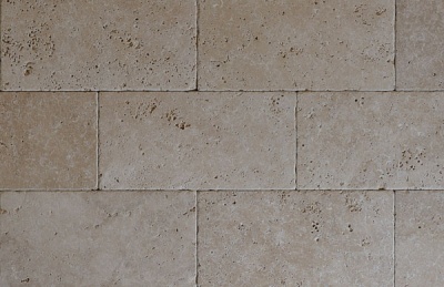 Плитка из травертина Light Tumbled 1,2х20,3х40,6 см, бежевая с состаренной поверхностью Антик Export