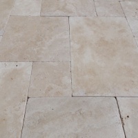 Плитка із травертину Light Tumbled 1,2 см x French pattern set, римська кладка бежева зістарена Антик Export