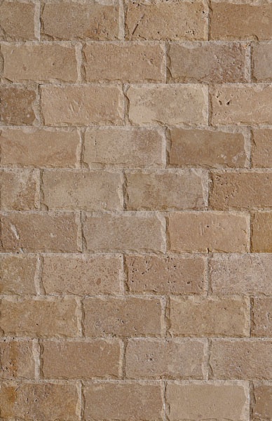 Плитка из травертина Noce Brushed 1х7,5х15 см, коричневая брашированная с колотым краем