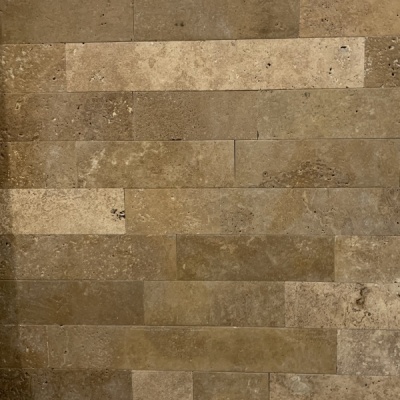 Плитка из травертина Noce Brushed 1х10см х FL (свободная длина), коричневая брашированная Export