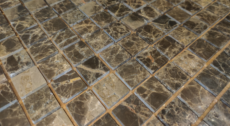 Мозаїка з мармуру D-CORE ZM-8810M Emperador Dark 20x20x4 (305x305) мм глянцева