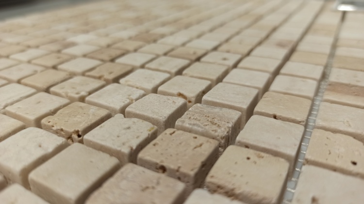 Мозаїка Mozaico de Lux K-MOS Travertino T.U. Bianco (15x15)