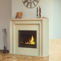 Портал для каміна Bravo Ліон Crema Marfil мармур бежевий прямий Портал для каміна Bravo Ліон Crema Marfil мармур бежевий прямий