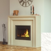 Портал для камина Bravo Лион Volakas мрамор белый прямой Портал для камина Bravo Лион Volakas мрамор белый прямой