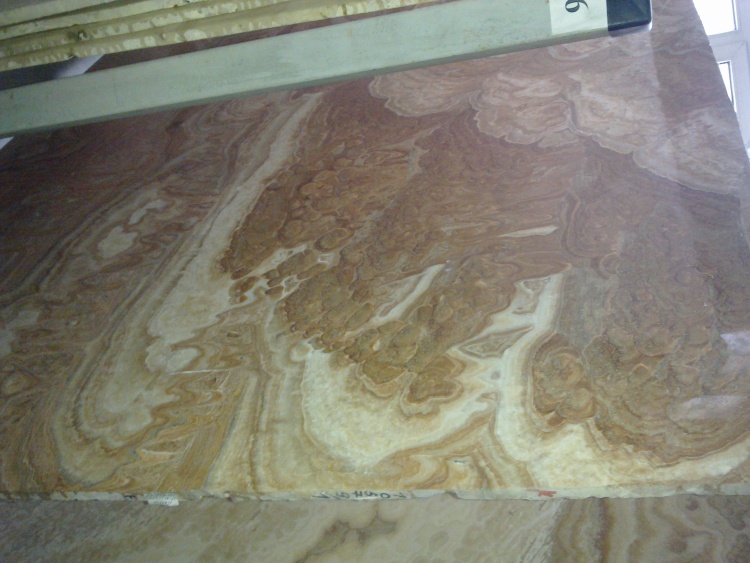 ONYX CLOUDY Слеб онікса (сляб) 20мм