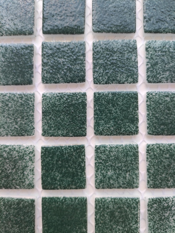 Мозаика из стекла AquaMo PW25212 Dark Green 25x25x4 (317x317) мм глянцевая на сетке