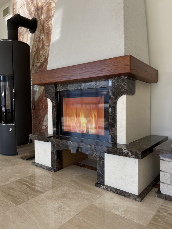 Портал для каміна Bravo Сафо Giallo Atlantide + Emperador Dark мармур бежевий/коричневий прямий n1