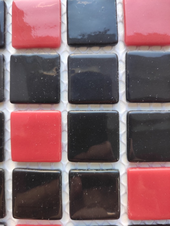 Мозаїка зі скла AquaMo MX25-1/09/21 Random 25x25x4 (317x317) мм глянцева на сітці