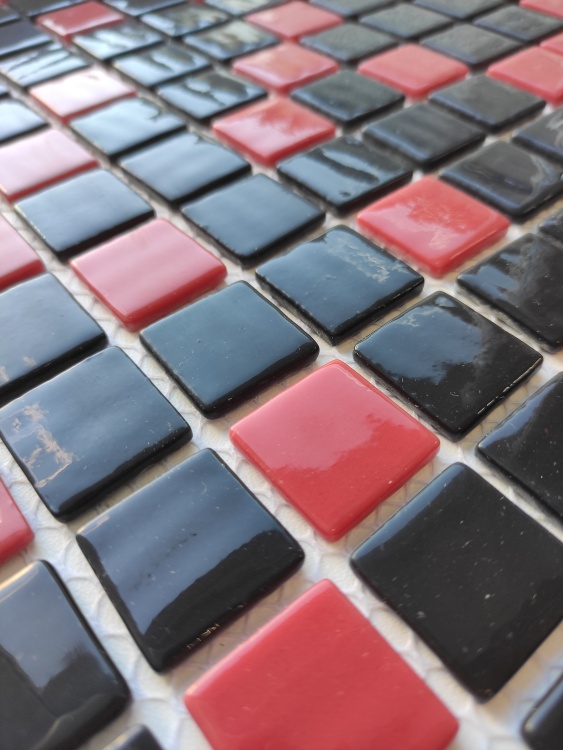 Мозаїка зі скла AquaMo MX25-1/09/21 Random 25x25x4 (317x317) мм глянцева на сітці