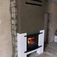 Портал для каміна Bravo Лейпциг Volakas + Nero Marquina мармур білий/чорний прямий