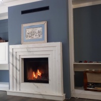 Портал для камина Bravo Сицилия Volakas мрамор белый прямой