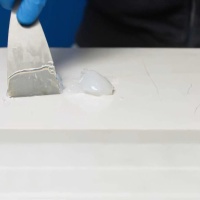 Клей полиэфирный Tenax Thassos T прозрачный 1 л, опалесцирующий жаростойкий для белого камня, агломерата, кварца Клей полиэфирный Tenax Thassos T прозрачный 1 л, опалесцирующий жаростойкий для белого камня, агломерата, кварца