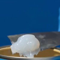 Клей полиэфирный Tenax Thassos T прозрачный 1 л, опалесцирующий жаростойкий для белого камня, агломерата, кварца Клей полиэфирный Tenax Thassos T прозрачный 1 л, опалесцирующий жаростойкий для белого камня, агломерата, кварца