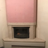 Портал для каміна Bravo Баварія Botticino мармур + Atem White кварц бежевий/білий кутовий