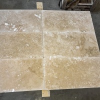 Плитка з травертину Light Filled and Honed 1,2 х30, 5х61 см, бежева матова заповнена шліфована Standart 2-nd ch. Плитка з травертину Light Filled and Honed 1,2 х30, 5х61 см, бежева матова заповнена шліфована Standart 2-nd ch.