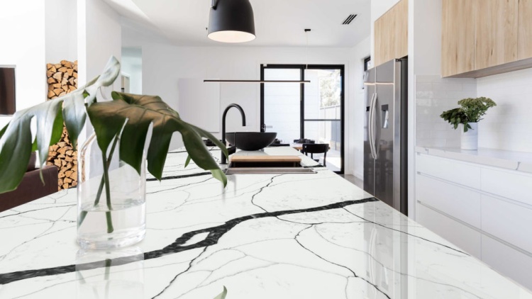 Avant Quartz 7300 Калакатта Аяччо