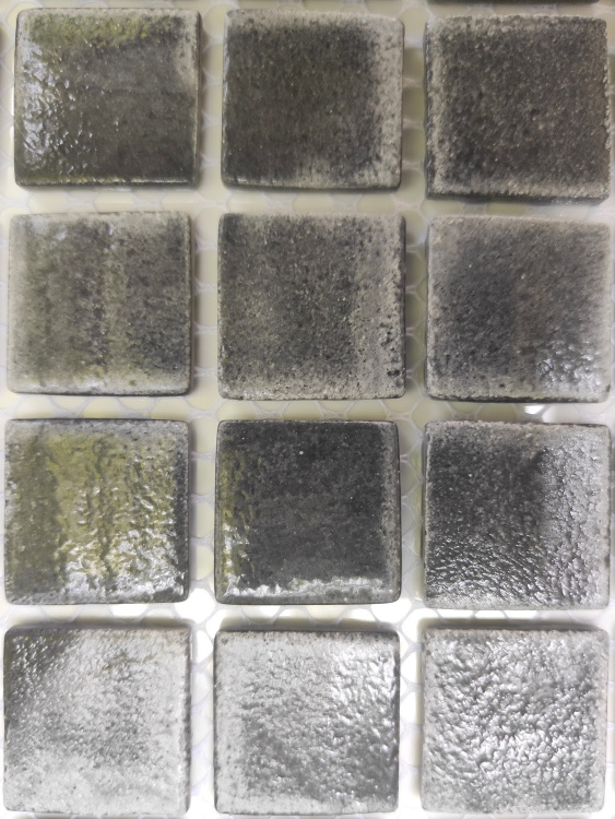 Мозаика стеклянная АкваМо Limited Edition 43 на сетке