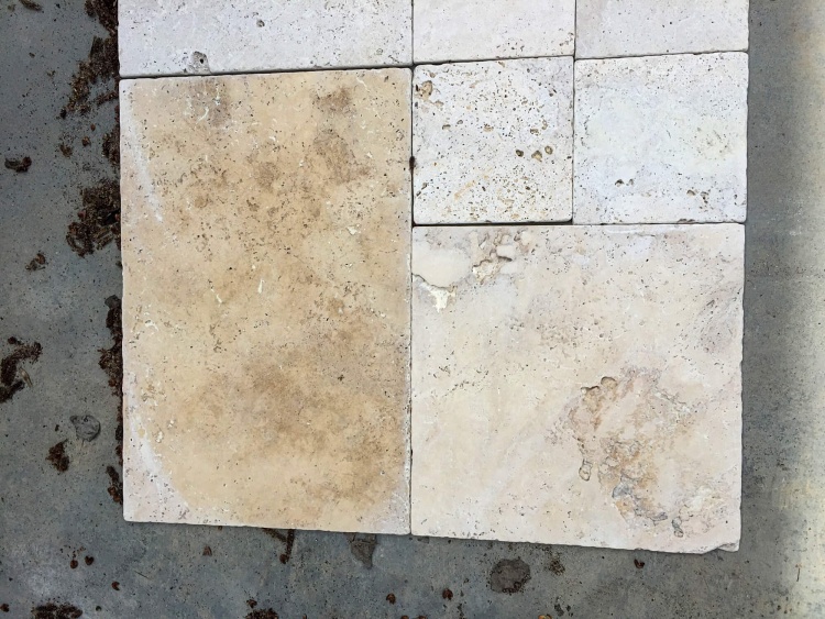 Плитка з травертину Classic Light Tumbled 1,2х20,3х20,3 см, бежева із зістареною поверхнею Антик Standart