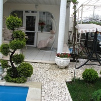 Брекчия мраморная без сетки, бежевая 20мм