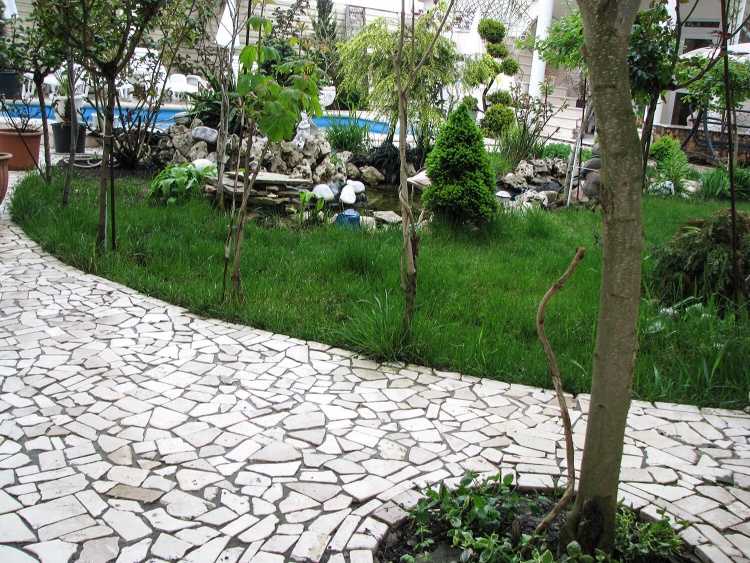 Брекчия мраморная без сетки, бежевая 20мм