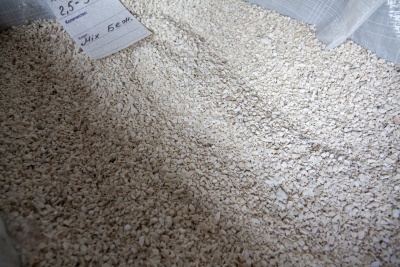 Мраморная крошка бежевая