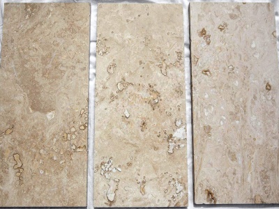 Плитка з травертину Light Filled and Honed 1,2х20,3х40,6 см, бежева матова заповнена шліфована Standart 2-nd ch.