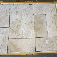 Плитка з травертину Light Filled and Honed 1,2х20,3х40,6 см, бежева матова заповнена шліфована Standart 2-nd ch. Плитка з травертину Light Filled and Honed 1,2х20,3х40,6 см, бежева матова заповнена шліфована Standart 2-nd ch.