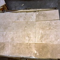 Плитка з травертину Light Filled and Honed 1,2х20,3х40,6 см, бежева матова заповнена шліфована Standart 2-nd ch. Плитка з травертину Light Filled and Honed 1,2х20,3х40,6 см, бежева матова заповнена шліфована Standart 2-nd ch.