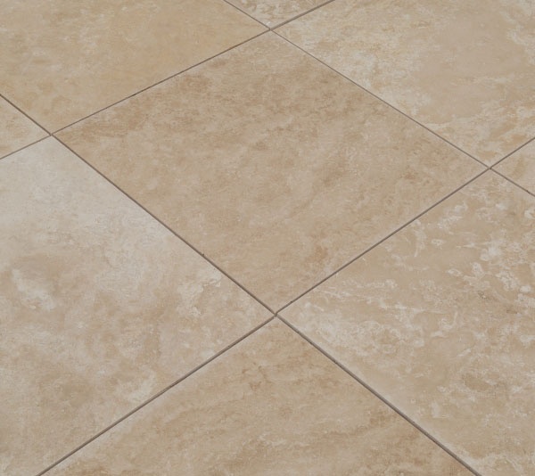 Плитка із травертину Classic Light Filled and Honed 1,2х61х61 см, бежева матова заповнена шліфована Standart