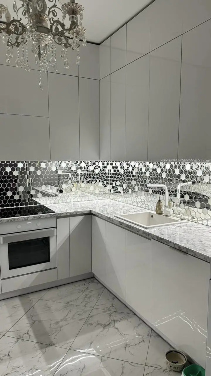 Мозаїка дзеркальна DecorStoneHub Zs-hex-ZS срібляста з сатином 304х303 мм шестигранник для колон