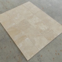 Плитка з травертину Light Filled and Honed 1,2 х40, 6х40, 6 см, бежева матова заповнена шліфована Export Плитка з травертину Light Filled and Honed 1,2 х40, 6х40, 6 см, бежева матова заповнена шліфована Export