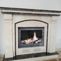 Портал для каміна Bravo Тулуза Botticino + Emperador Dark мармур бежевий/коричневий прямий Портал для каміна Bravo Тулуза Botticino + Emperador Dark мармур бежевий/коричневий прямий