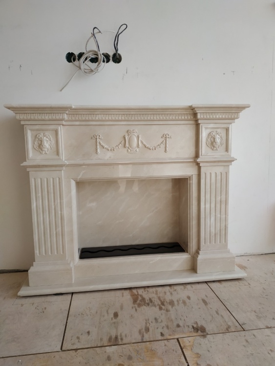 Портал для камина Bravo Амстердам Crema Marfil мрамор бежевый прямой