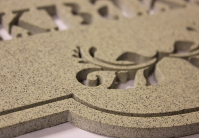 Гідроабразивне різання керамограніту в Одесі (2см)