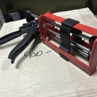 Дозатор для епоксидного клею у картриджі Tenax Дозатор для епоксидного клею у картриджі Tenax