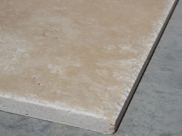 Плитка з травертину Light Brushed 1,2 см x French pattern set, римська кладка бежева брашована з колотим краєм Export