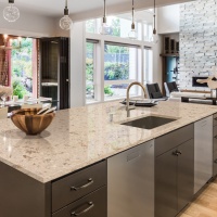 Avant Quartz 9010 Корсика