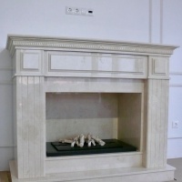 Портал для каміна Bravo Таллінн Botticino мармур бежевий прямий Портал для каміна Bravo Таллінн Botticino мармур бежевий прямий