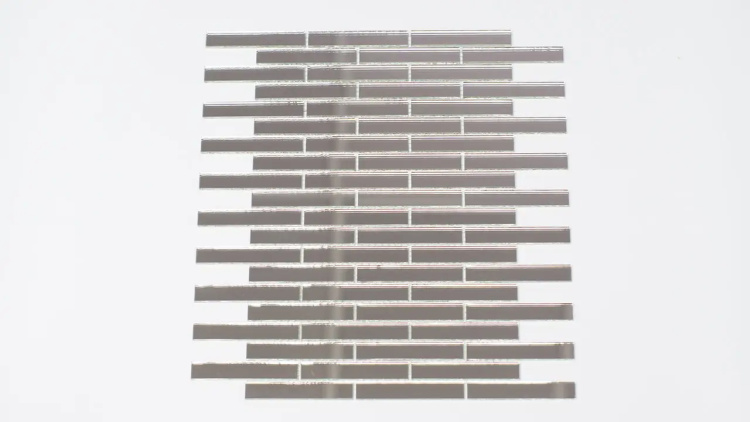 Мозаїка дзеркальна DecorStoneHub Zs-stik-Z срібляста 338х320 мм соломка для подіумів та сцен