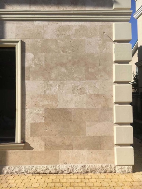 Плитка з травертину Light Brushed 1,2 х30, 5х61 см, бежева брашована Standart