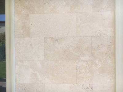 Плитка з травертину Light Brushed 1,2 х30, 5х61 см, бежева брашована Standart