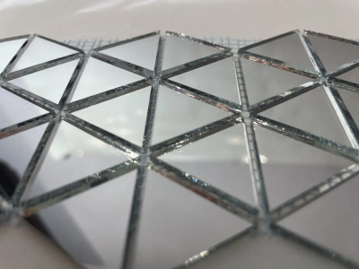 Мозаїка дзеркальна DecorStoneHub Zs-смуга-Z срібляста 1000х85 мм трикутник для клубу та ресторану