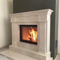 Портал для каміна Bravo Туніс Crema Marfil мармур бежевий прямий Портал для каміна Bravo Туніс Crema Marfil мармур бежевий прямий